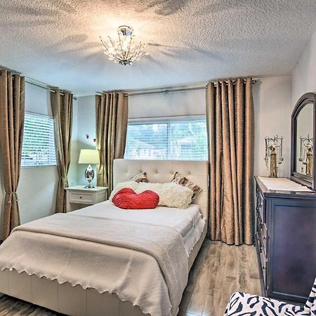 Shady And Eclectic Fort Lauderdale Dwelling With Yard! Екстер'єр фото