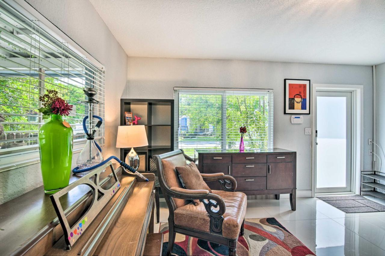 Shady And Eclectic Fort Lauderdale Dwelling With Yard! Екстер'єр фото